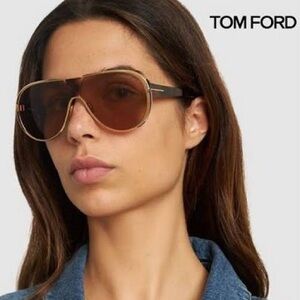 Tom Ford Sunglasses TF1072 30E Vincenzo, Authentic